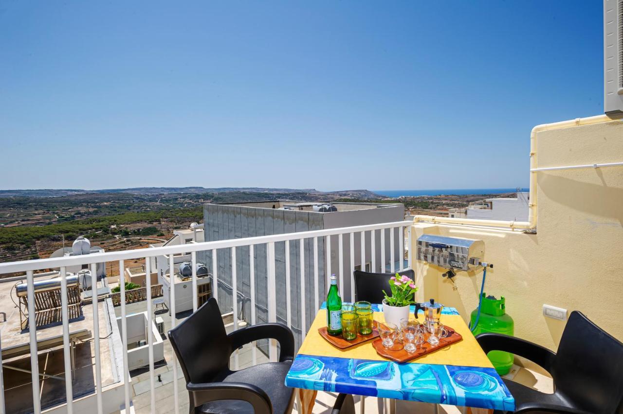 Summer Breeze Apartment With Panoramic Terrace - By Getawaysmalta Mellieħa Eksteriør bilde