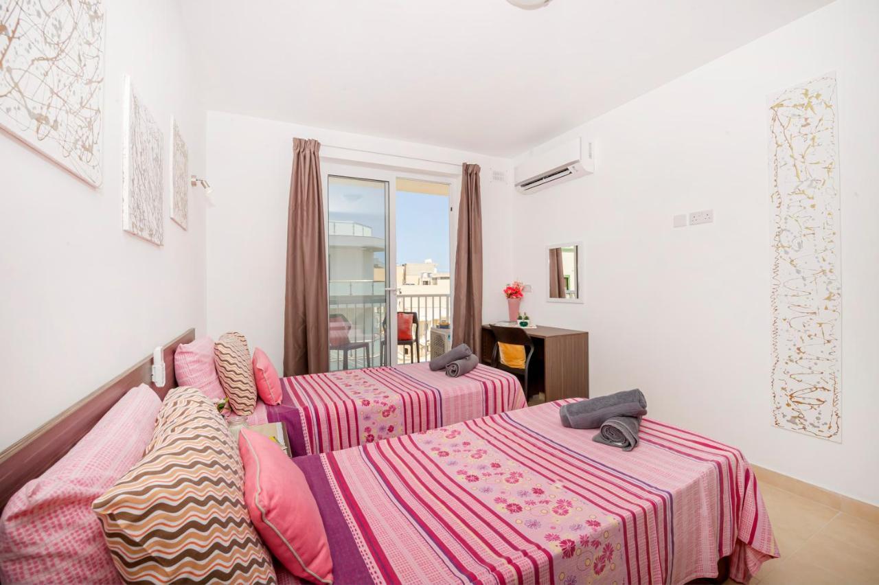 Summer Breeze Apartment With Panoramic Terrace - By Getawaysmalta Mellieħa Eksteriør bilde