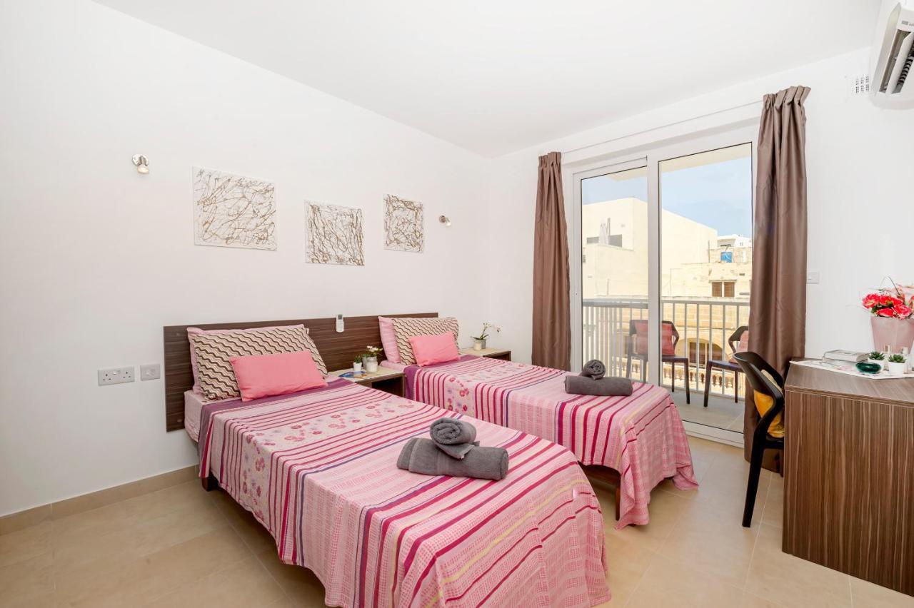 Summer Breeze Apartment With Panoramic Terrace - By Getawaysmalta Mellieħa Eksteriør bilde
