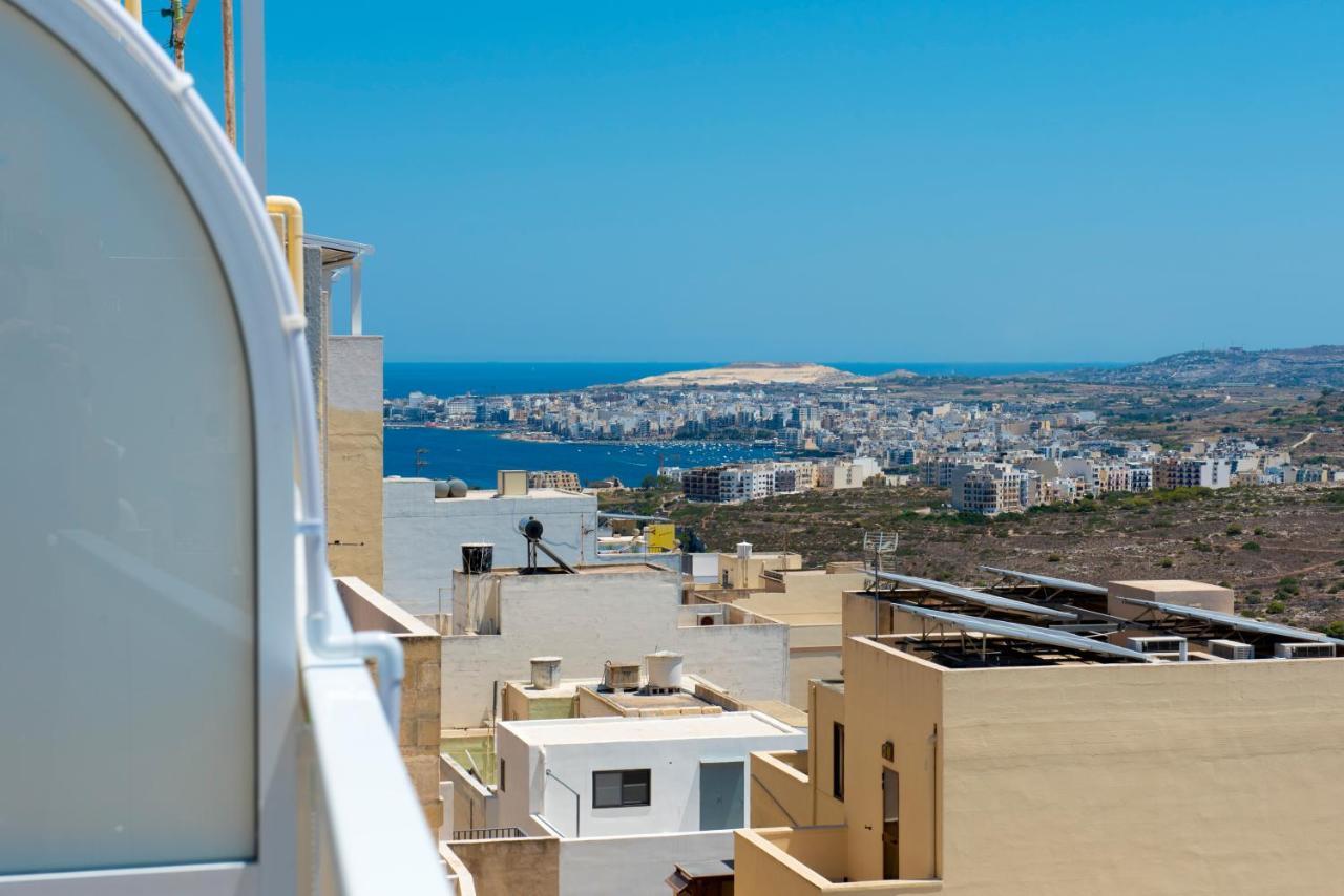 Summer Breeze Apartment With Panoramic Terrace - By Getawaysmalta Mellieħa Eksteriør bilde