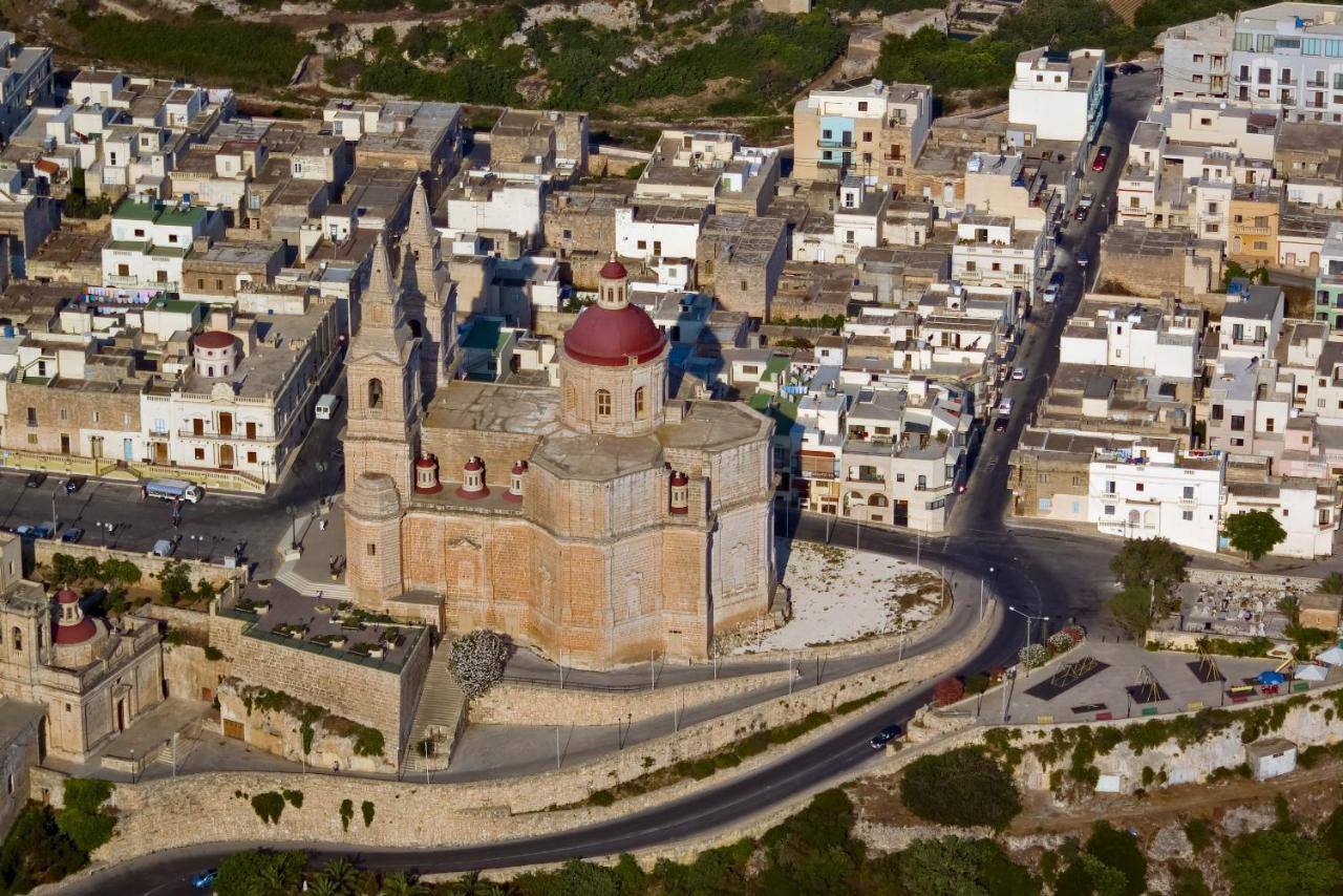 Summer Breeze Apartment With Panoramic Terrace - By Getawaysmalta Mellieħa Eksteriør bilde